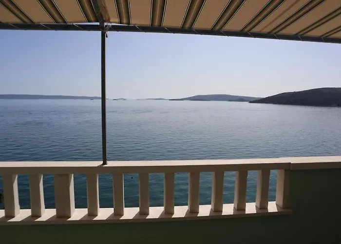Apartman Beachfront Dida -