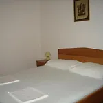 Beachfront Dida - *