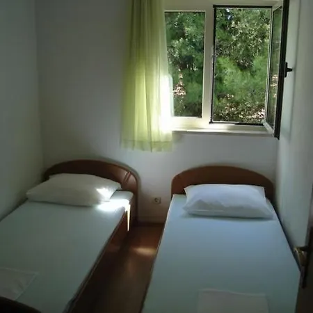 Beachfront Dida - Апартаменты Сегет-Враница