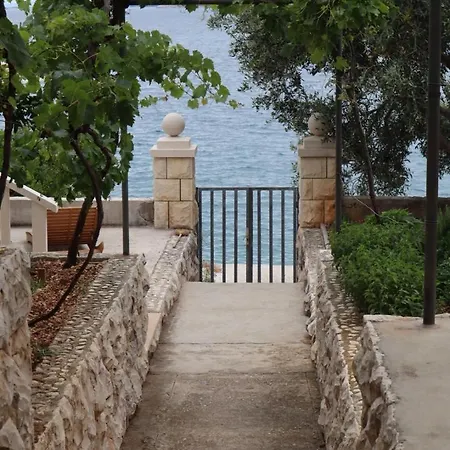 Beachfront Dida - Apartment