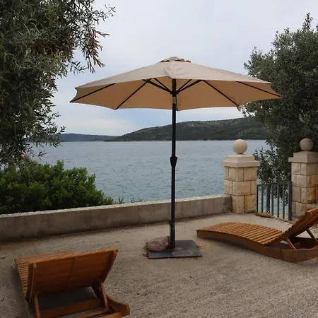 Beachfront Dida - Апартаменты