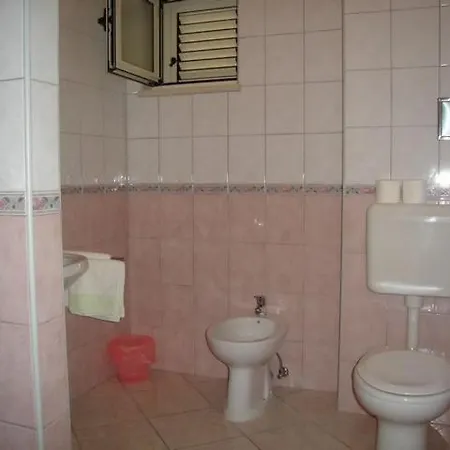 Апартаменты Beachfront Dida -